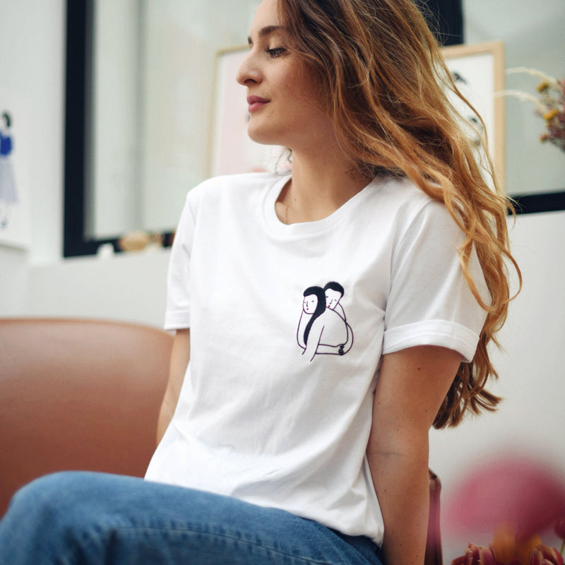 T-shirt - Agathe Sorlet - Embroidered T-shirt Amour Câlin